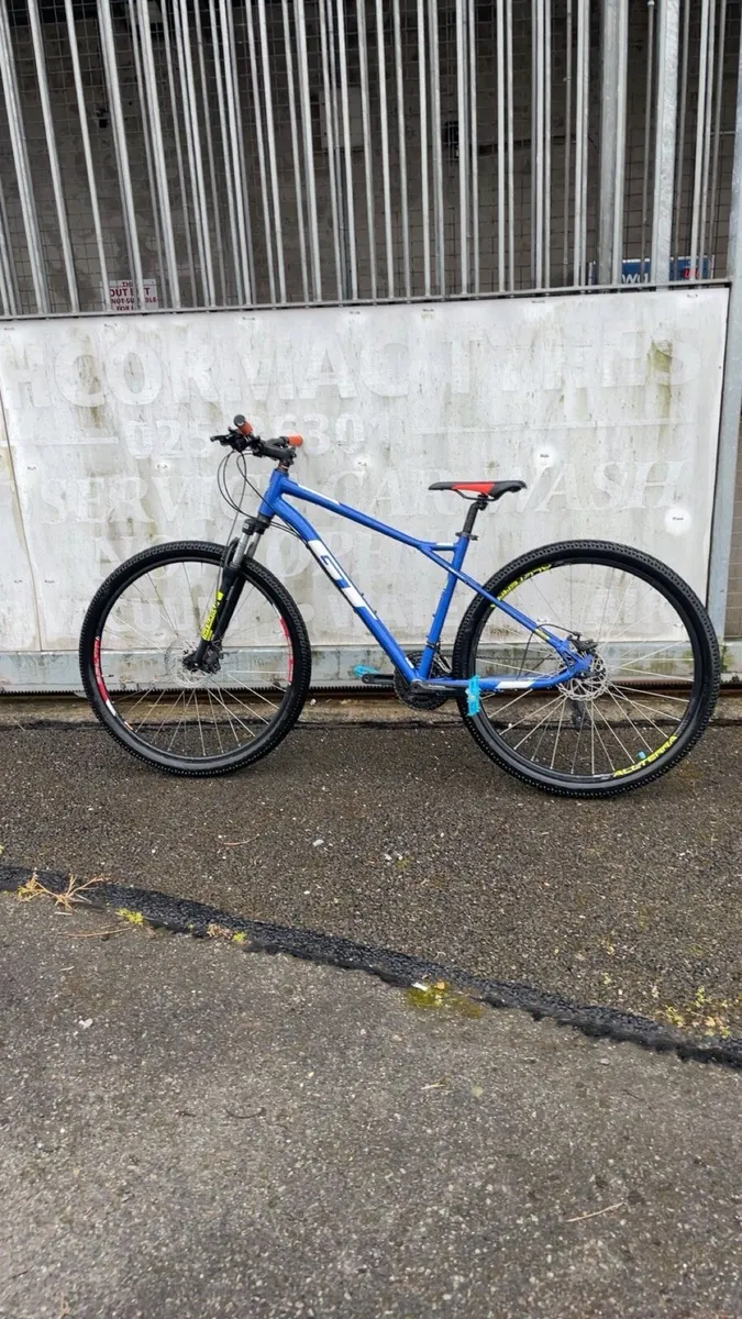 Gt mountain bike - Image 1