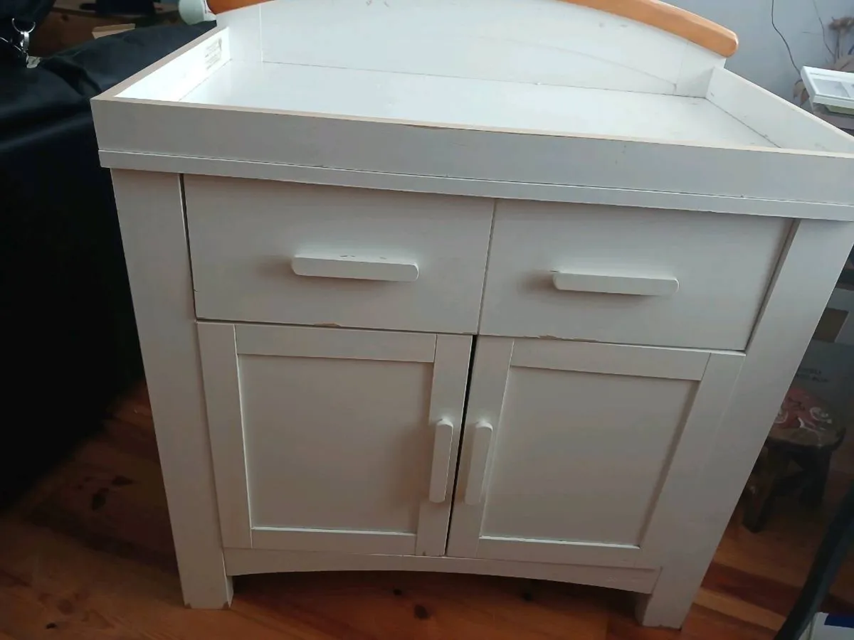 Cosatto changing unit - Image 1