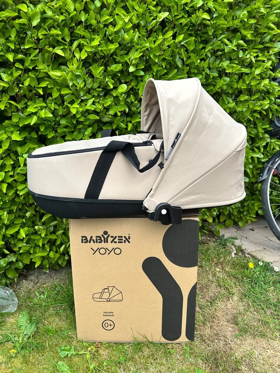 Babyzen YoYo Basinet Carry Cot - Image 1