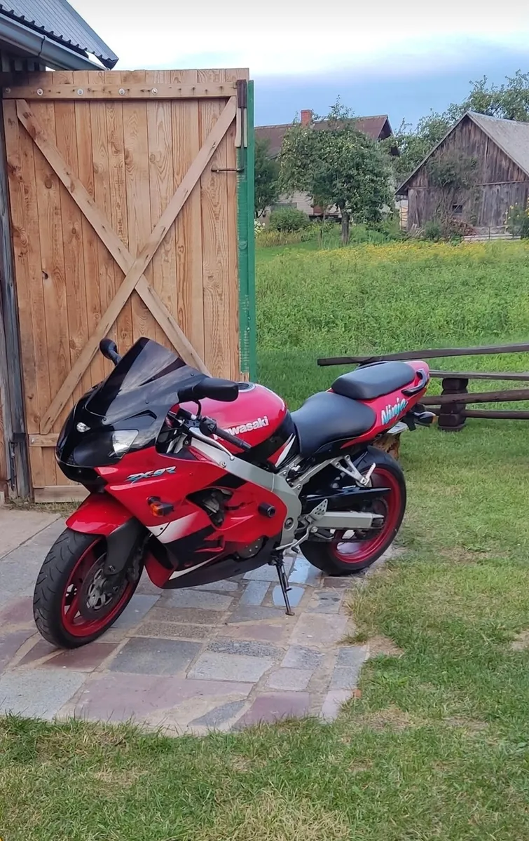 Kawasaki Ninja ZX9R Full fairing kit - Image 1