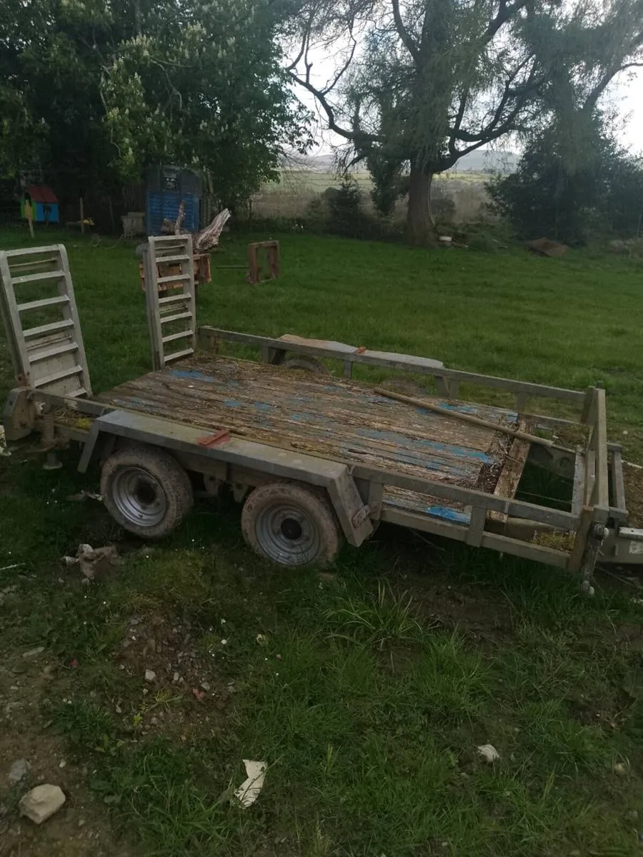 Trailer - Image 2