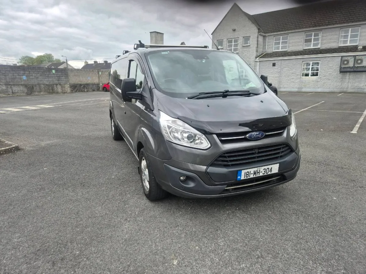 181 ford transit custom crewcab 1 owner - Image 3