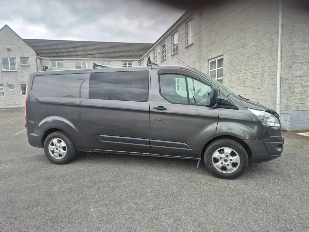 181 ford transit custom crewcab 1 owner - Image 4