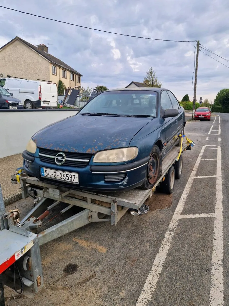 Vitage car - Image 3