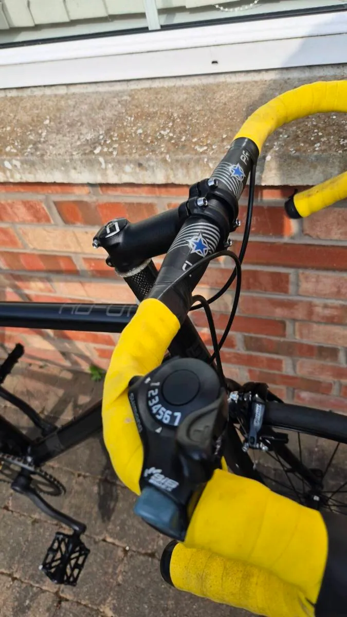 Road racing bike - Image 3