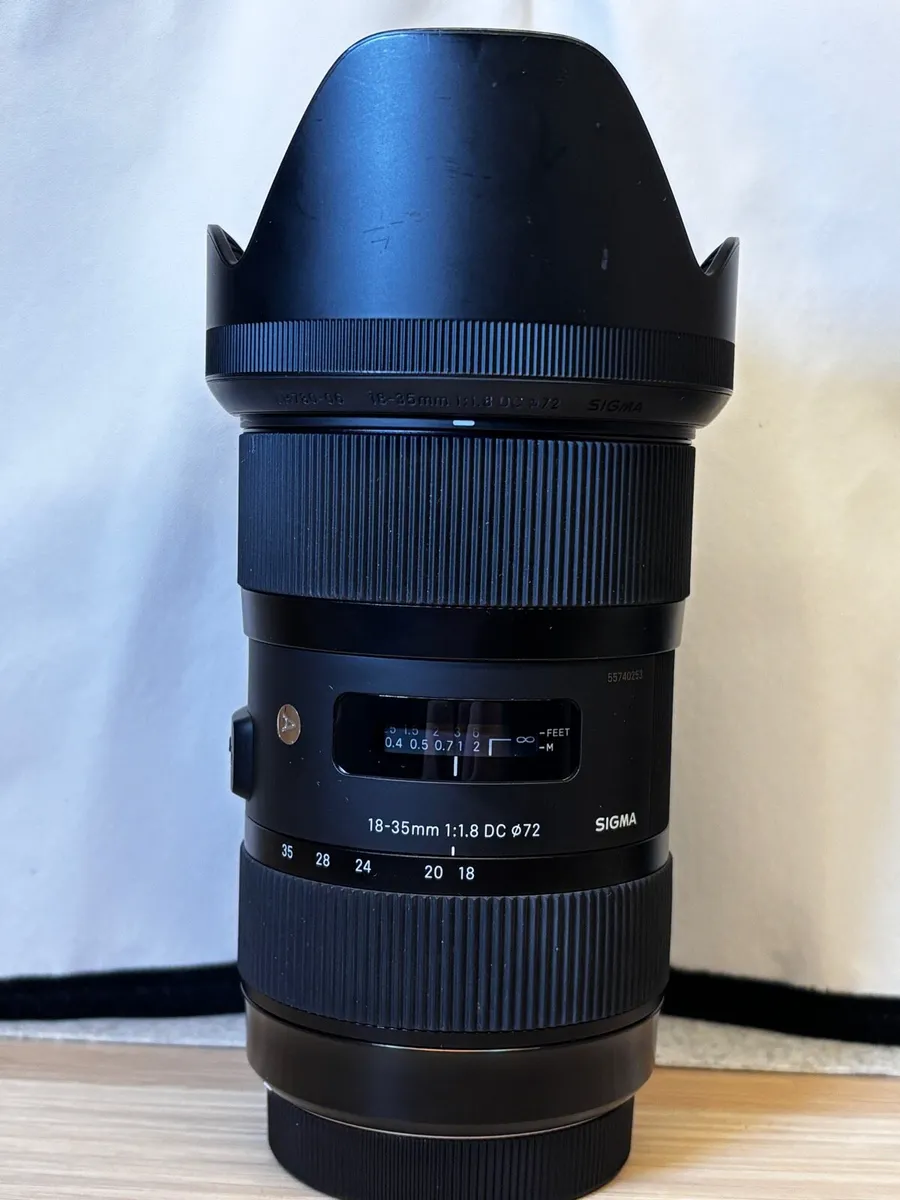 Sigma 18 - 35mm F1.8 Art EF mount - Image 1