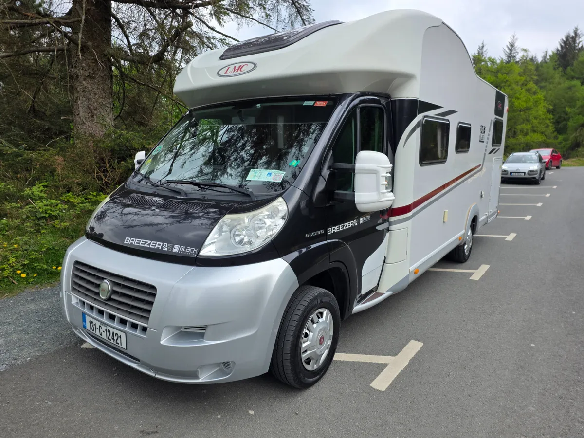 2013 LMC BREEZER 4 BERTH HUGE GARAGE - Image 2