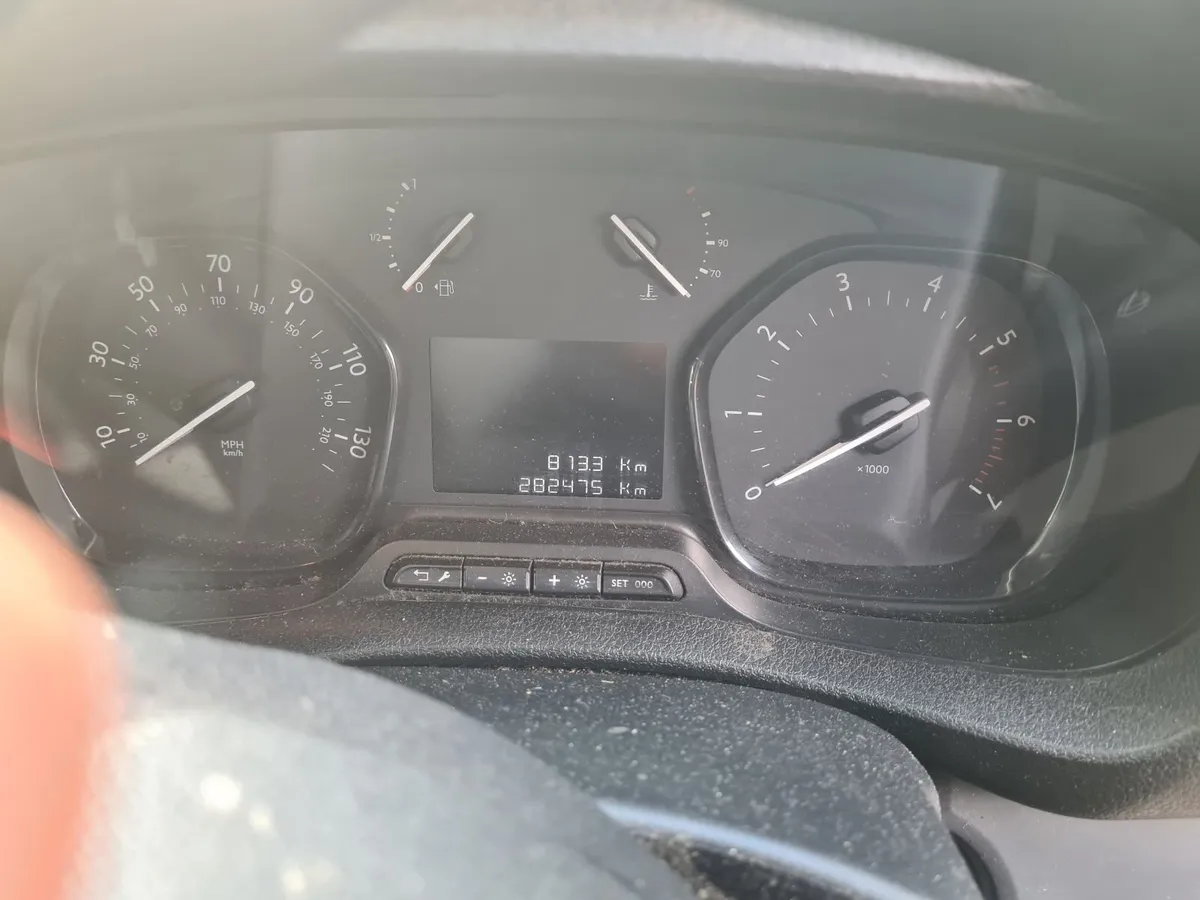 Citroen Dispatch van  2017 - Image 4