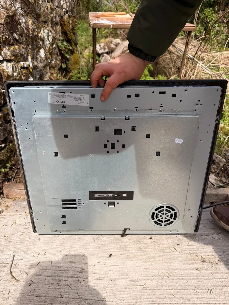 Bosch Induction hob - Image 4