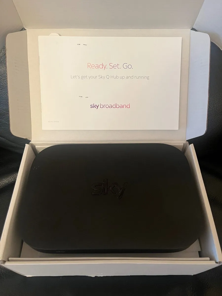 Sky Q Internet Hub (Black) - Image 1