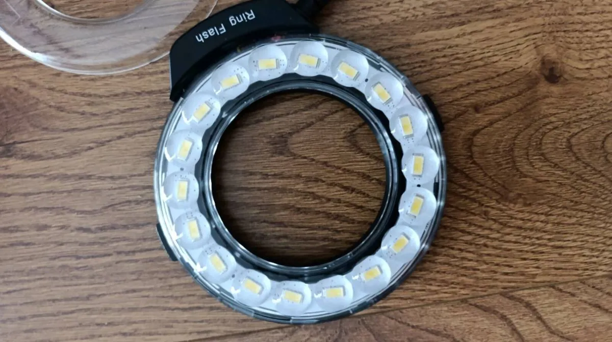 LED Ring Macro Flash AA batteries - Image 3