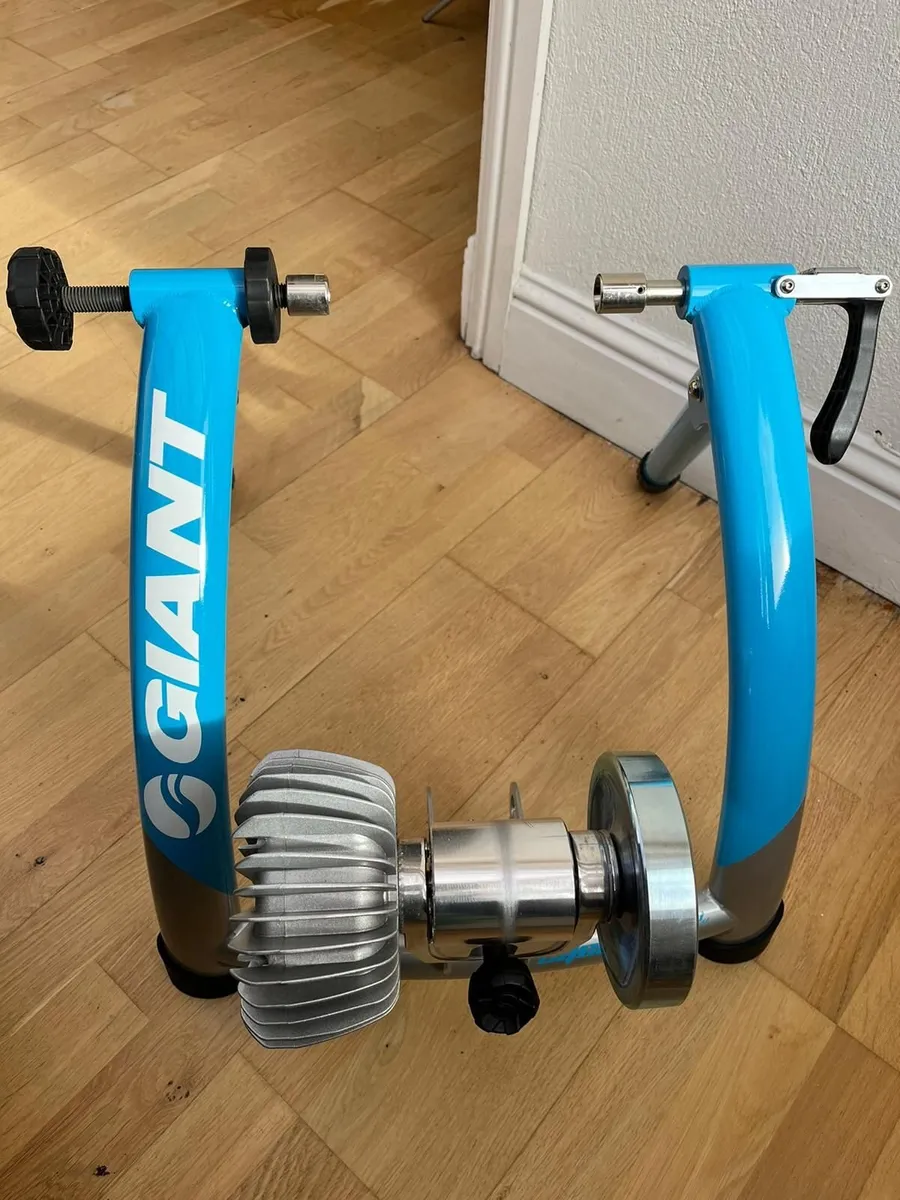 Stationary Bike Trainer (Triathalon) - Image 2