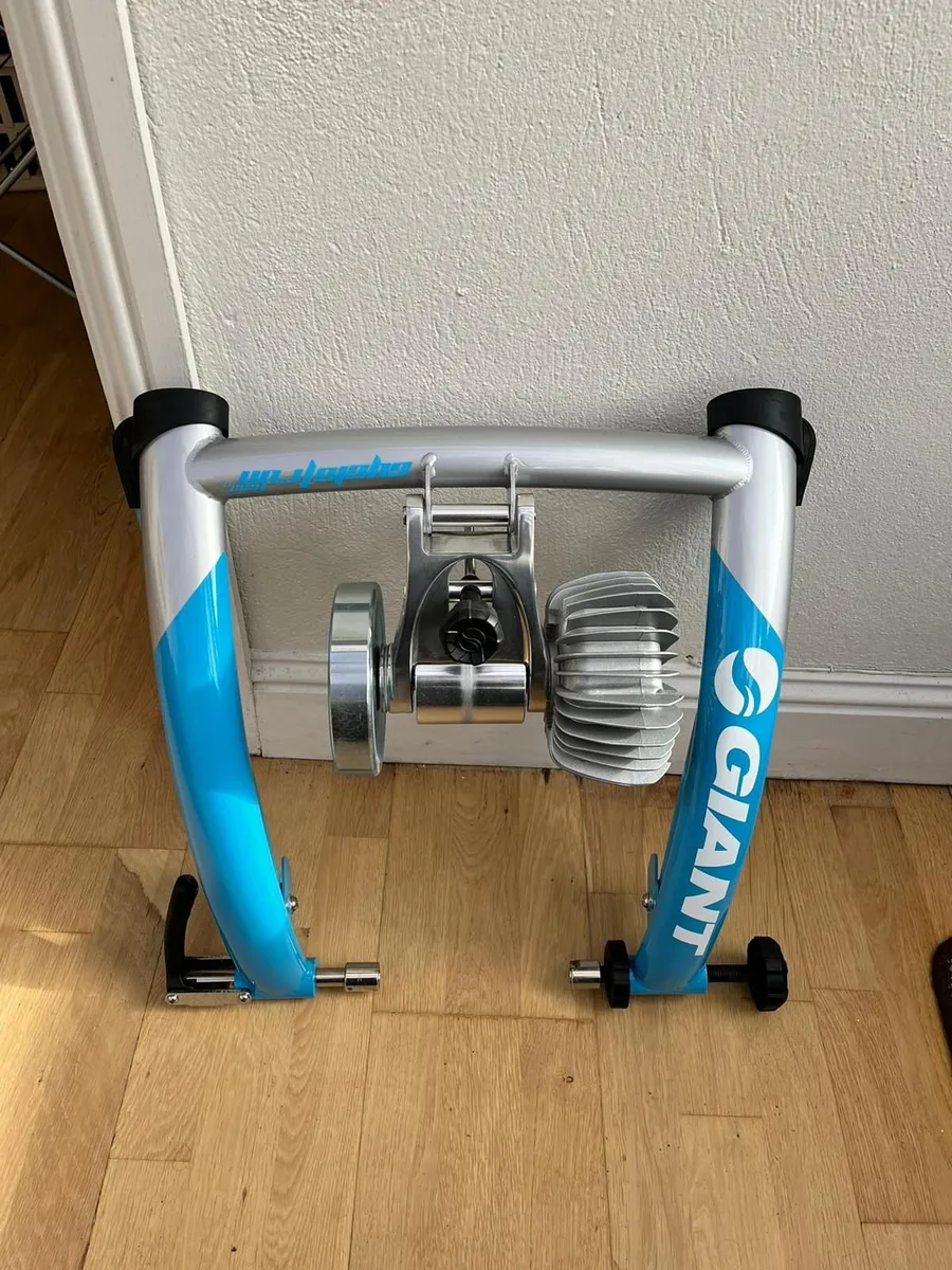 Stationary Bike Trainer (Triathalon) - Image 1