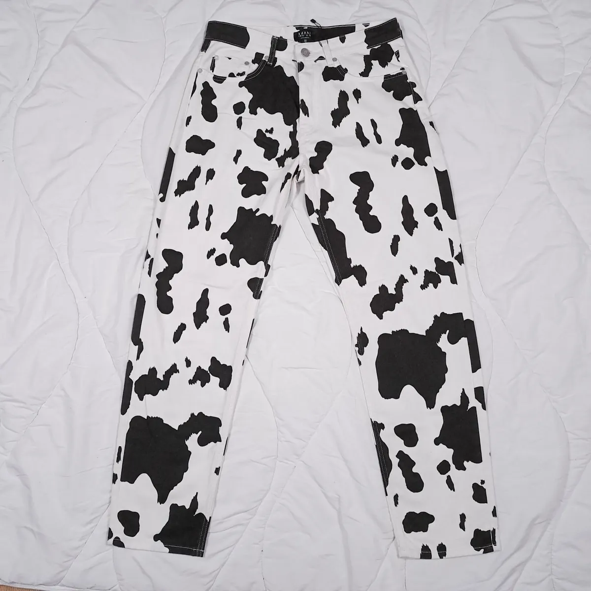 Boohoo White Black Cow Print Straight Jeans 32/31 - Image 1