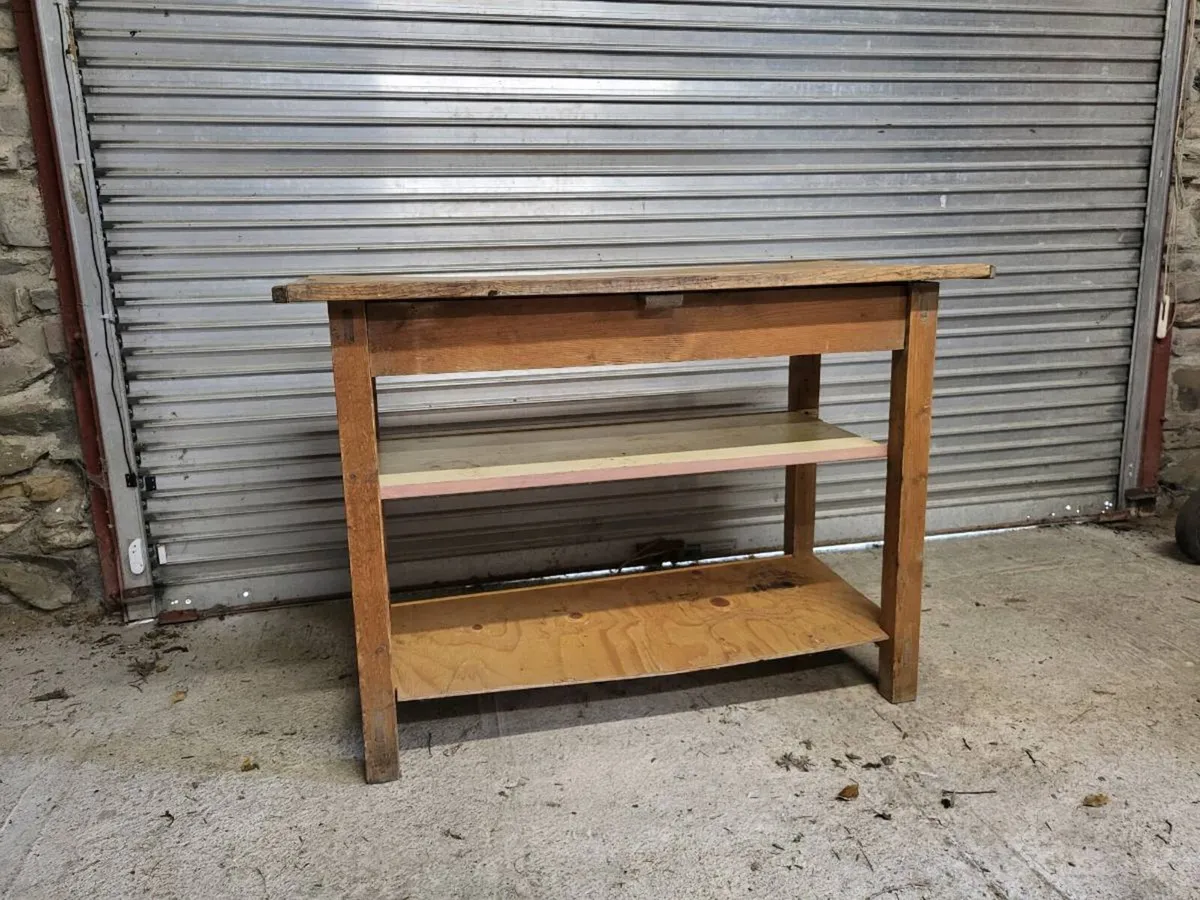 Small kitchen table with shelves - Image 1