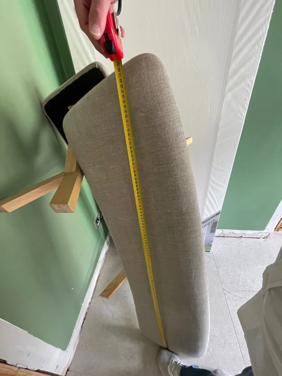 Dining table - Image 3