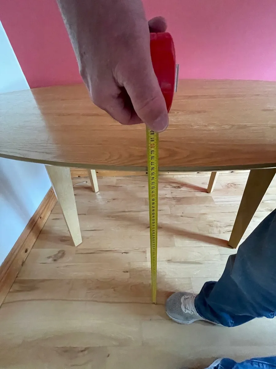 Dining table - Image 4