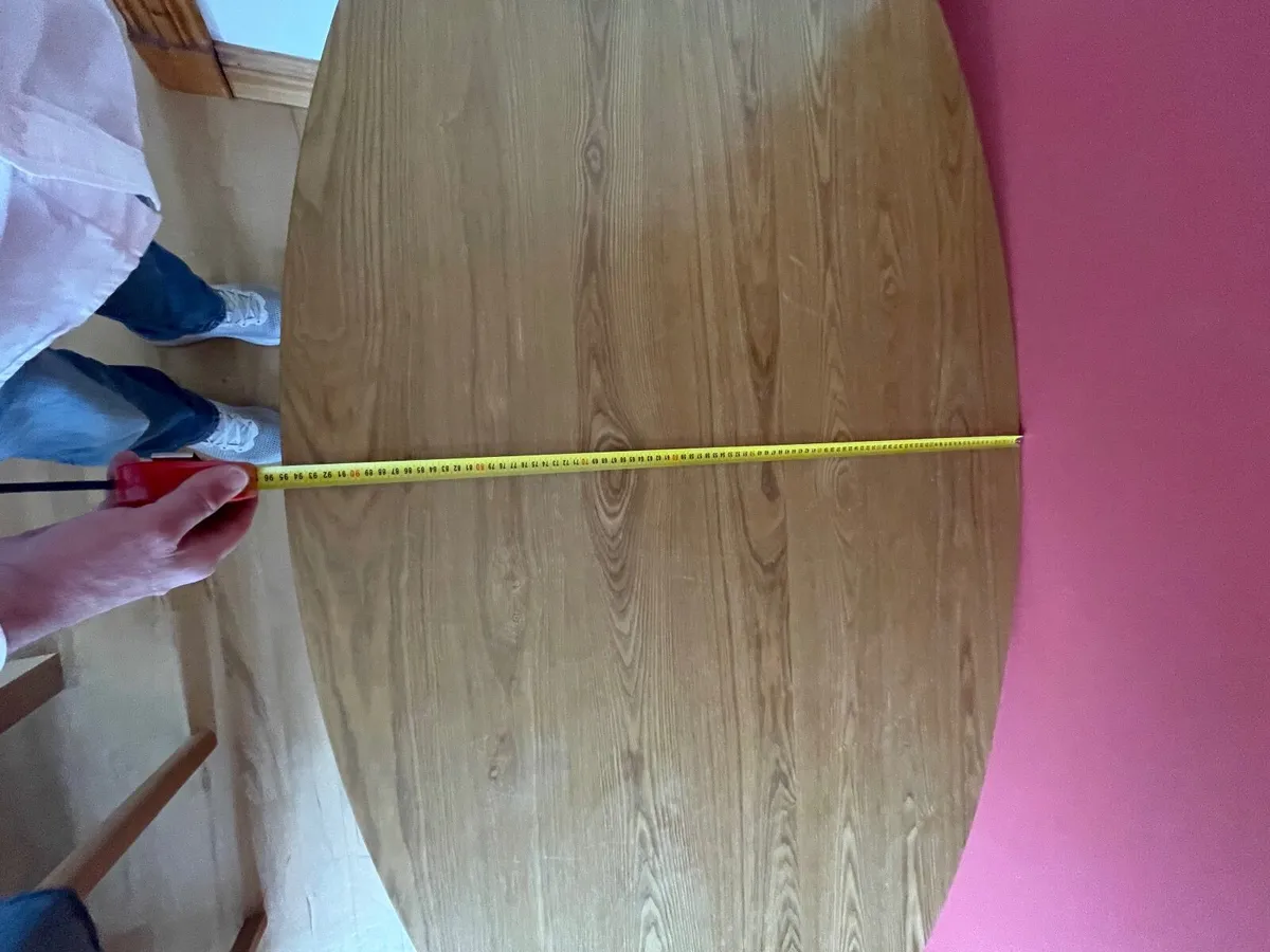 Dining table - Image 2