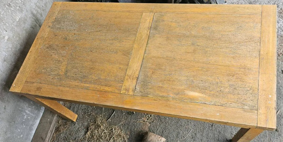 Solid Oak Table - Image 4