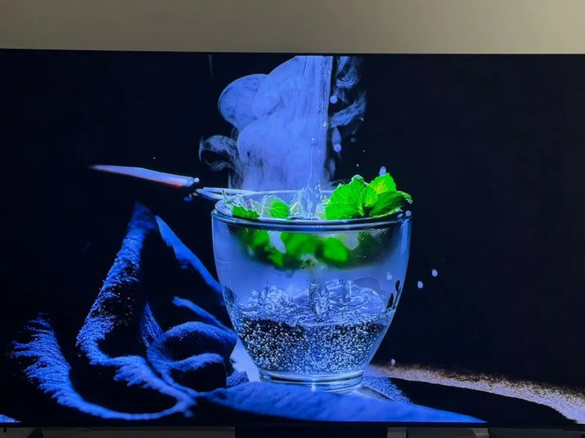 Samsung S95c Oled Tv 65" - Image 3