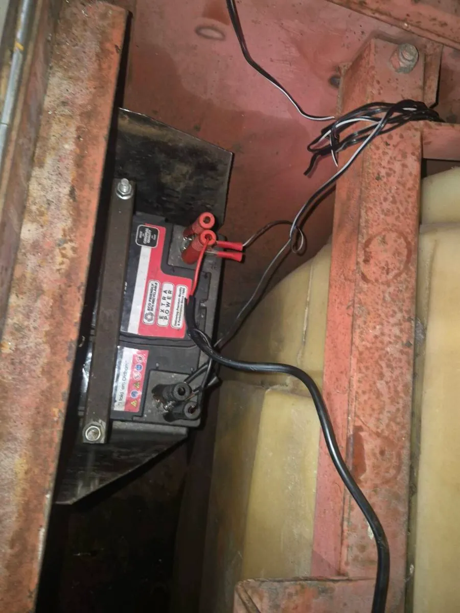 2250lt diesel bowser bunded - Image 2