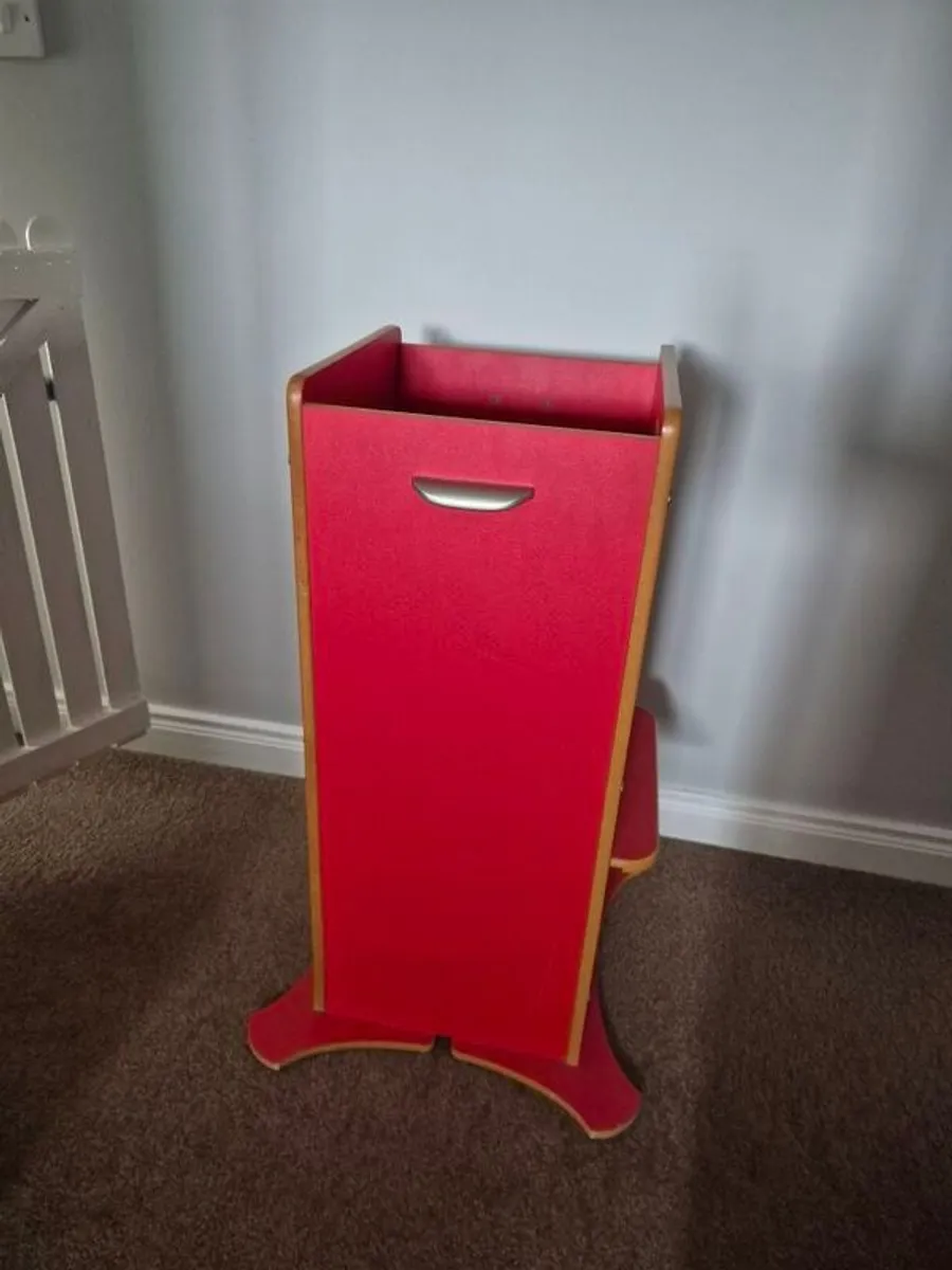 little helper fun pod toddler tower. - Image 1