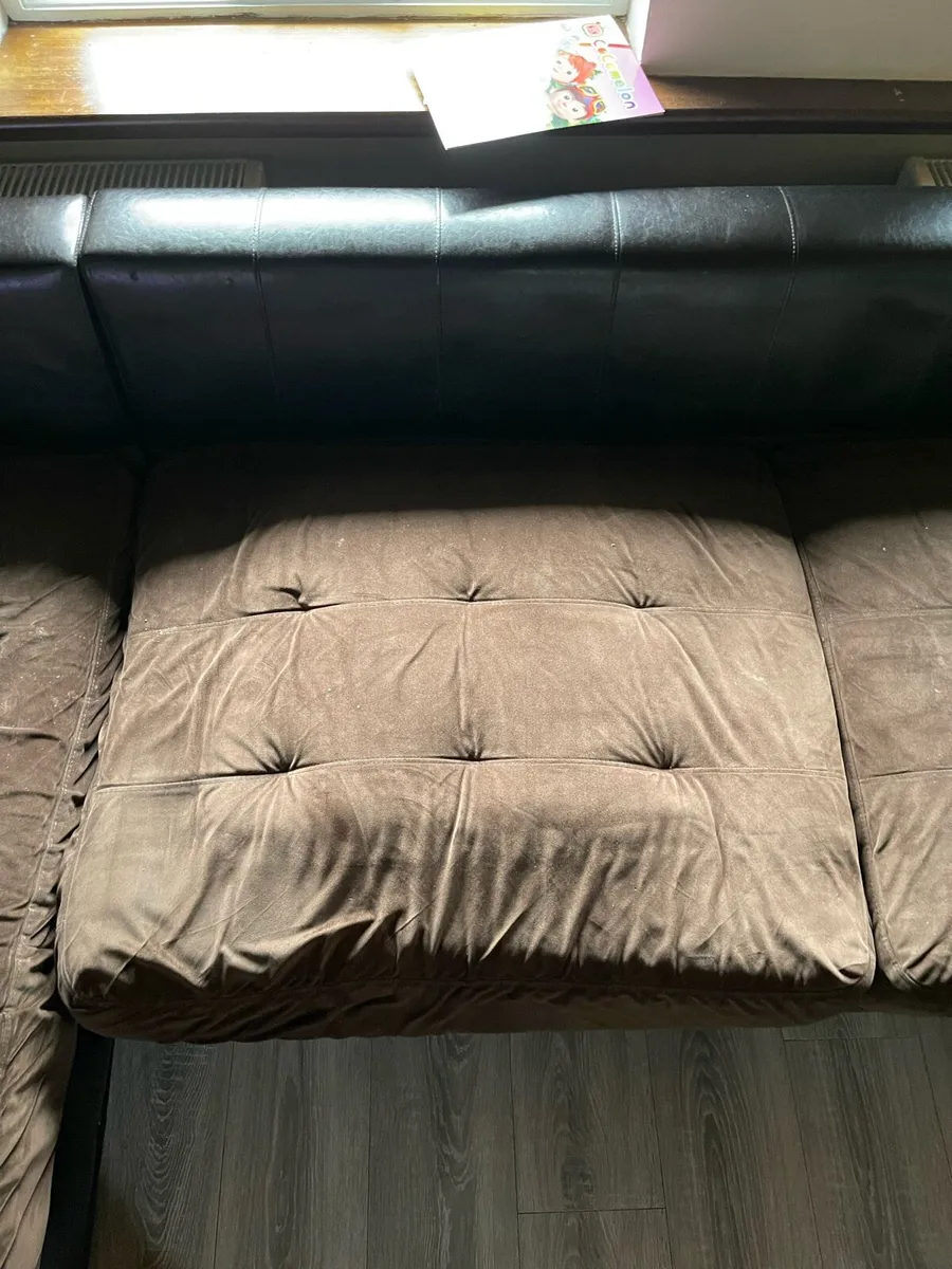 Couch - Image 3