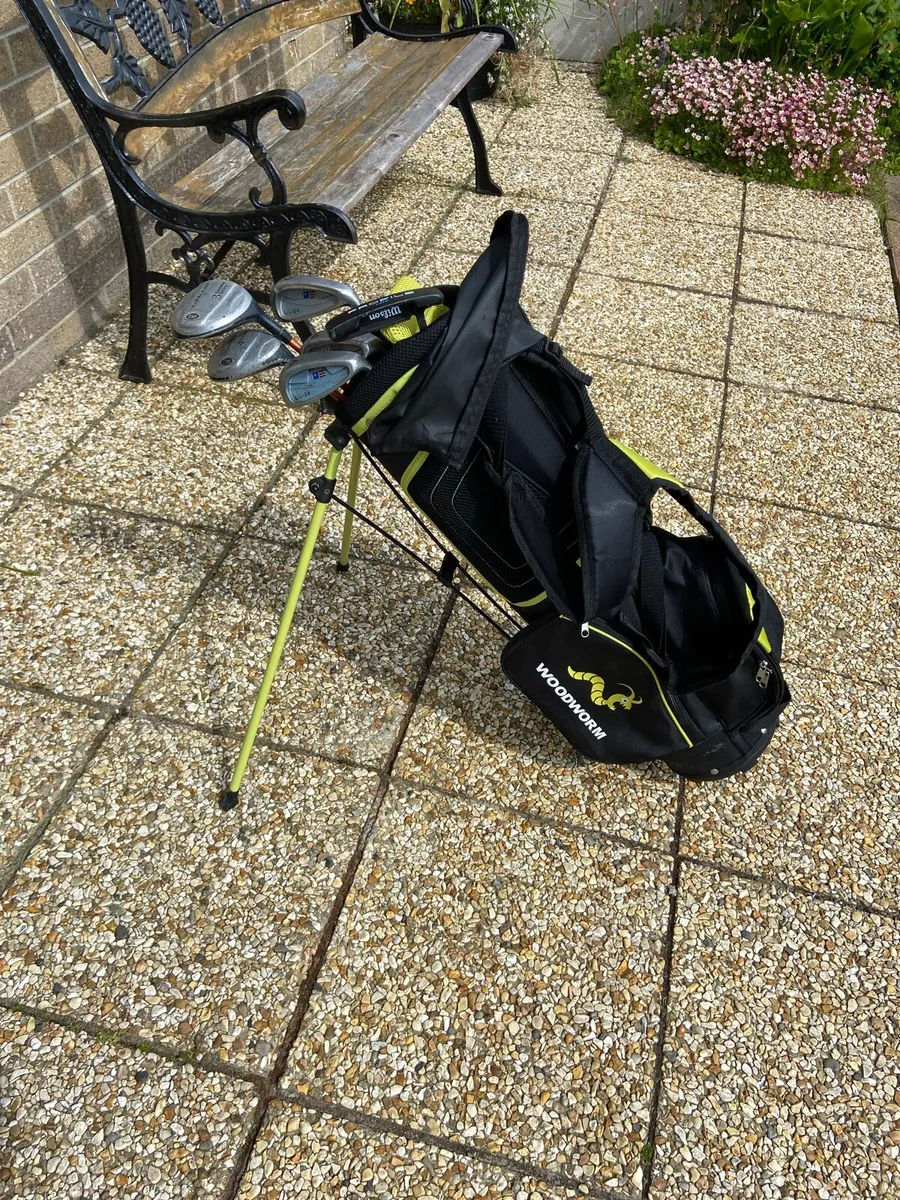 Junior. Golf. Clubs. &. Bag. Right. Handed - Image 1