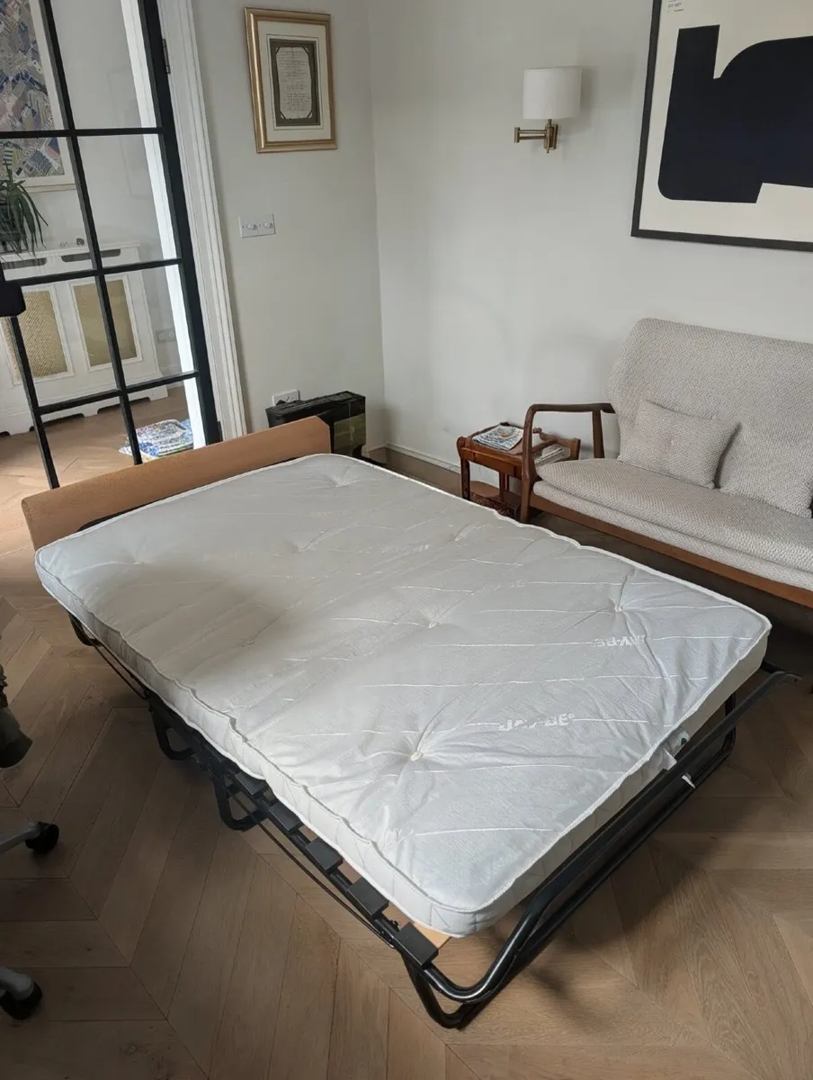 Folding compact Bed - Image 3