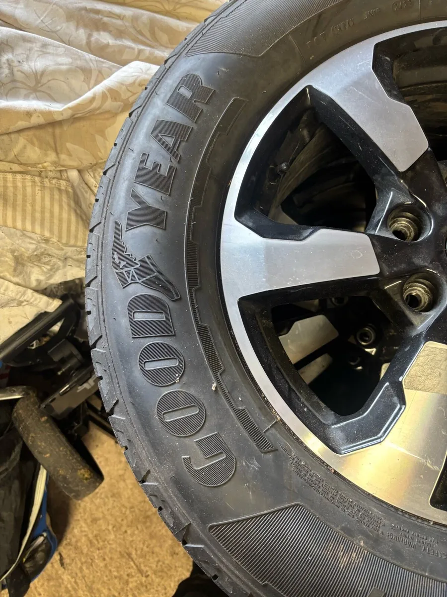 Vw amoarok brand new tyres and rims - Image 3