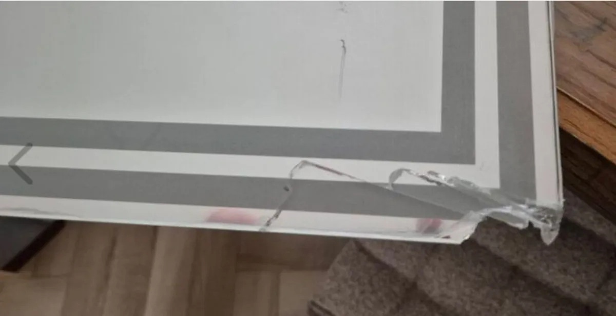 Designer Bathroom LED/WIFI mirror. - Image 3