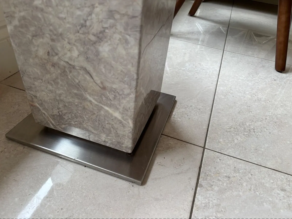 Beautiful square marble lamp table - Image 4