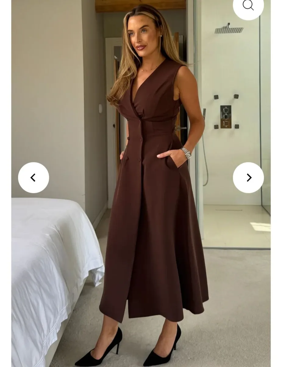 Dress size 16 - Image 2