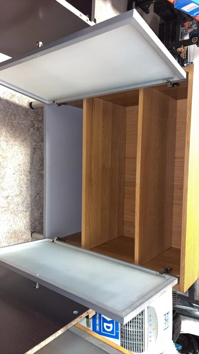 Oak storage units - Image 4