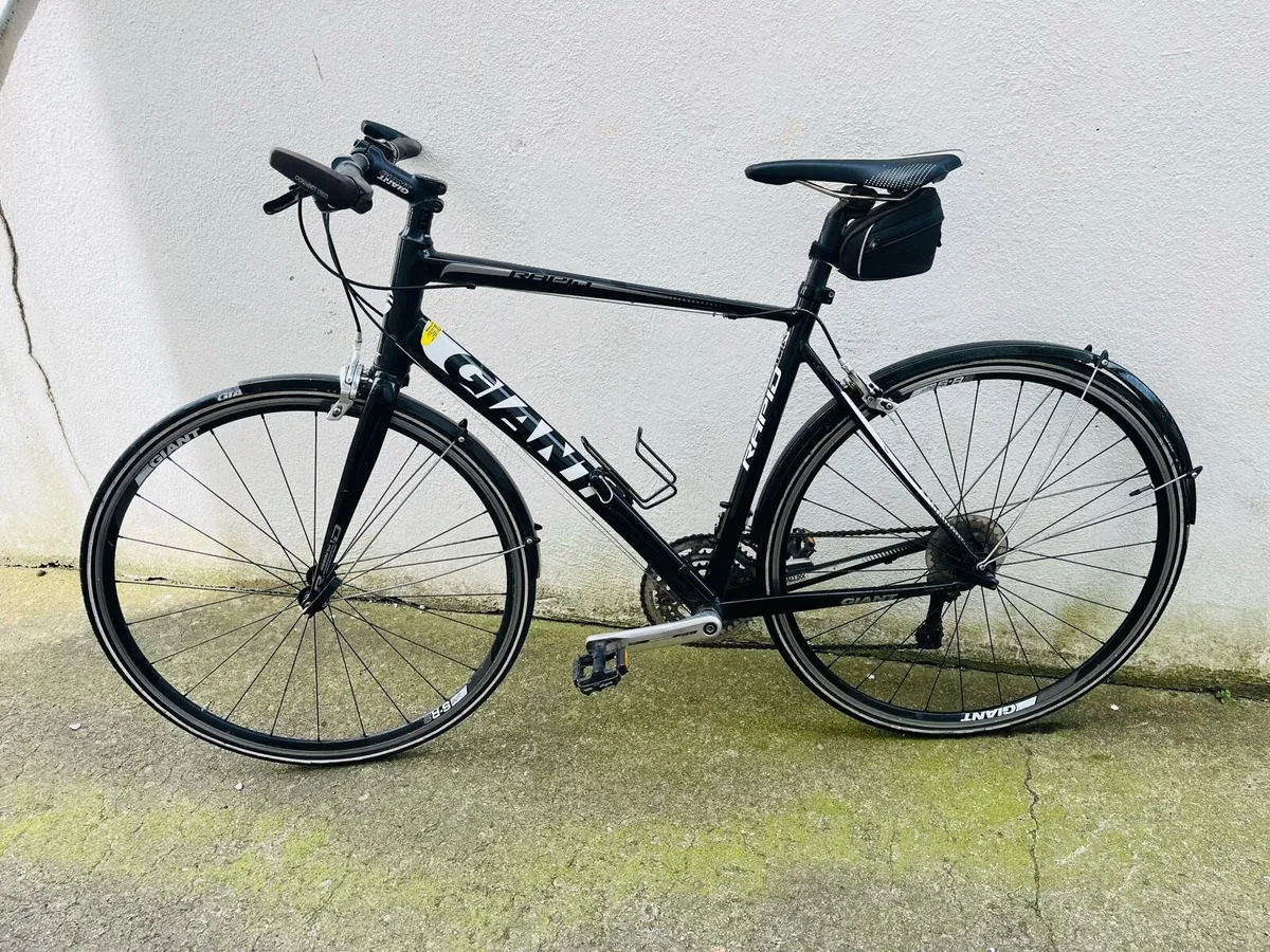 Giant rapid hybrid bike - Image 2
