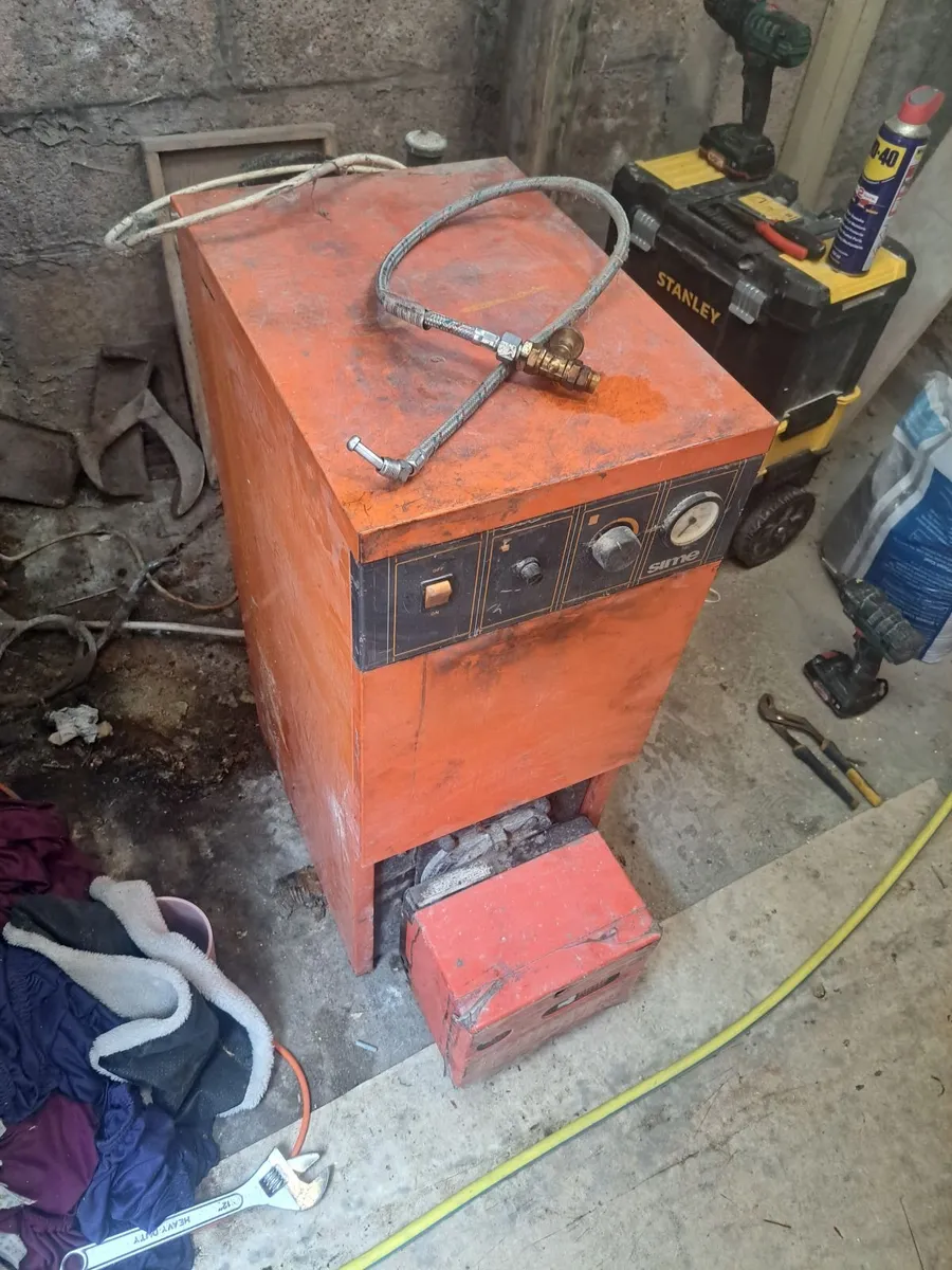 Sime Riello 40 oil boiler - Image 2
