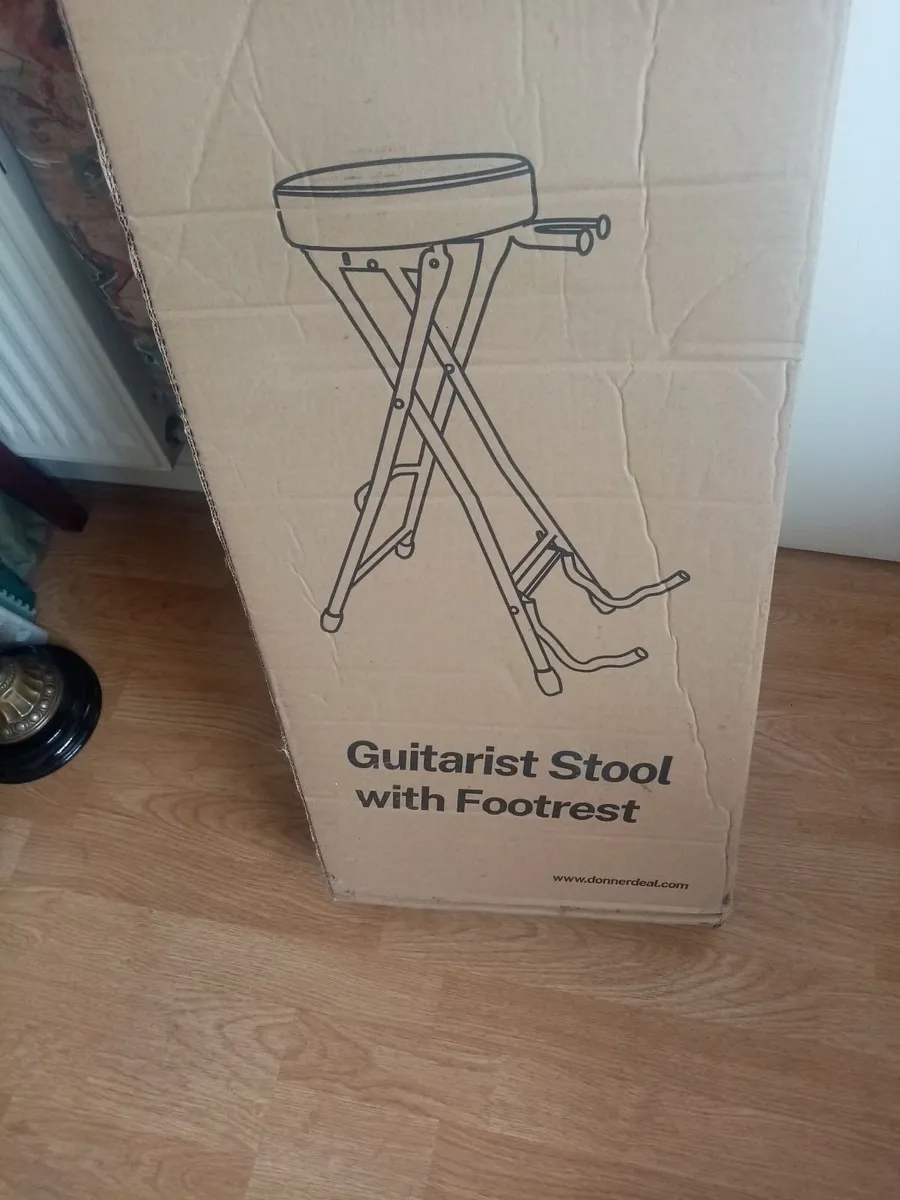 Guitarist  Stool  with footrest - Image 2