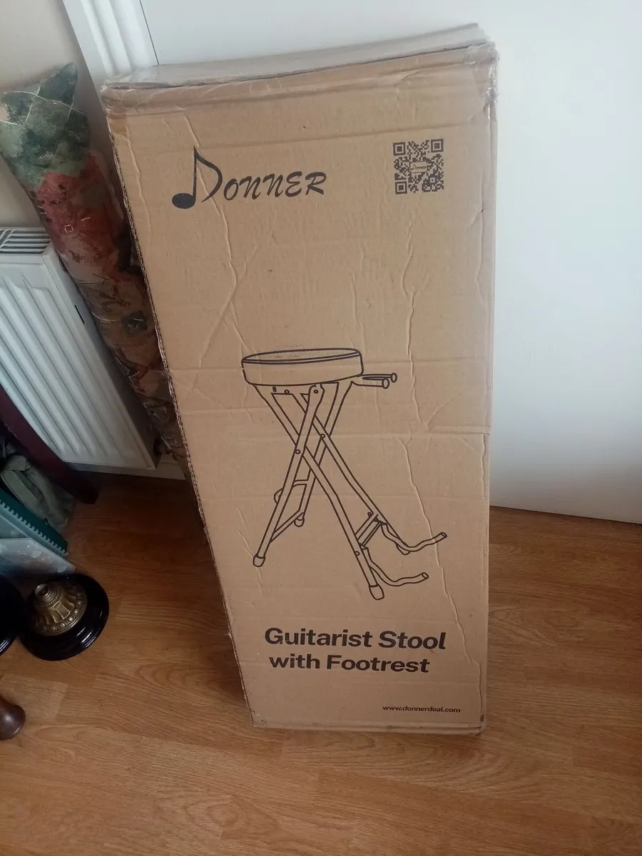Guitarist  Stool  with footrest - Image 3