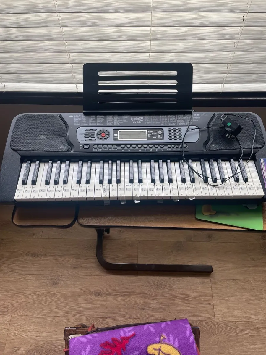 Music Keyboard - Image 1