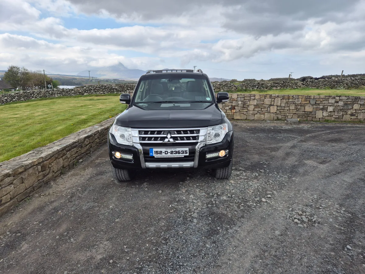 Mitsubishi pajero crew cab - Image 1