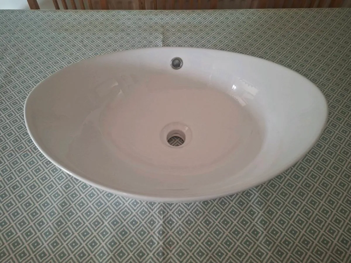 New Ceramic Countertop Basin/Sink - Image 2
