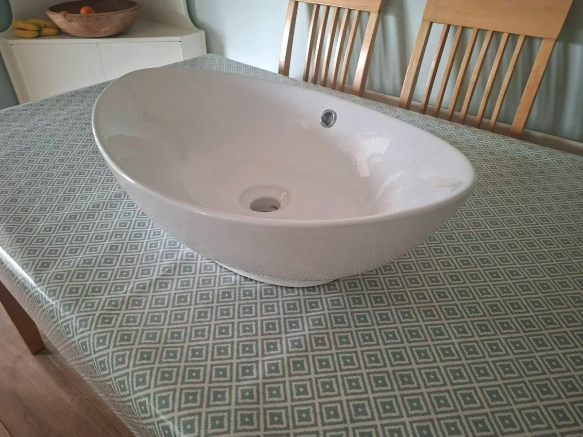 New Ceramic Countertop Basin/Sink - Image 4