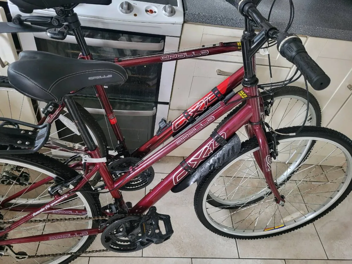 His and hers Matching bikes - Image 1