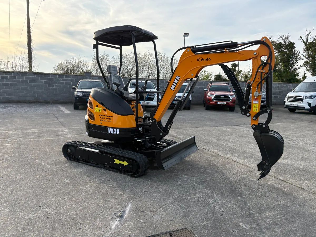 Kubota Powered MIVA VA30... 2.2 Ton Excavator... - Image 2