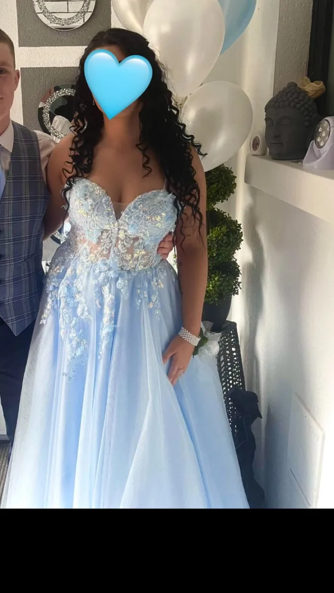 Debs dress - Image 2