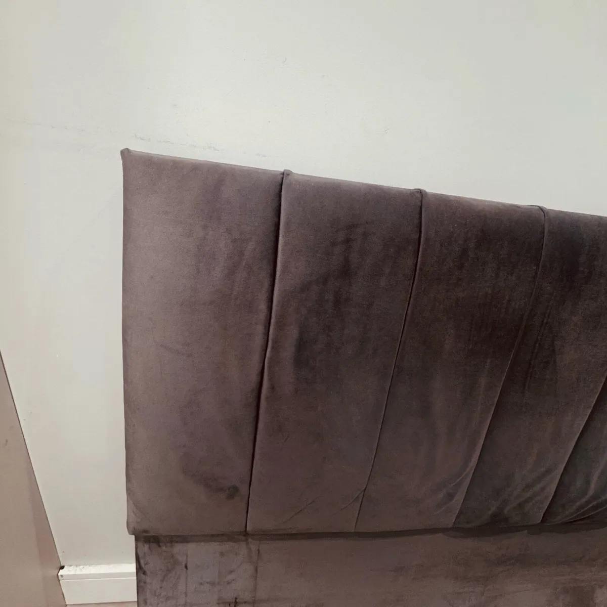 Free Standing Headboard For Double Bed - Image 4