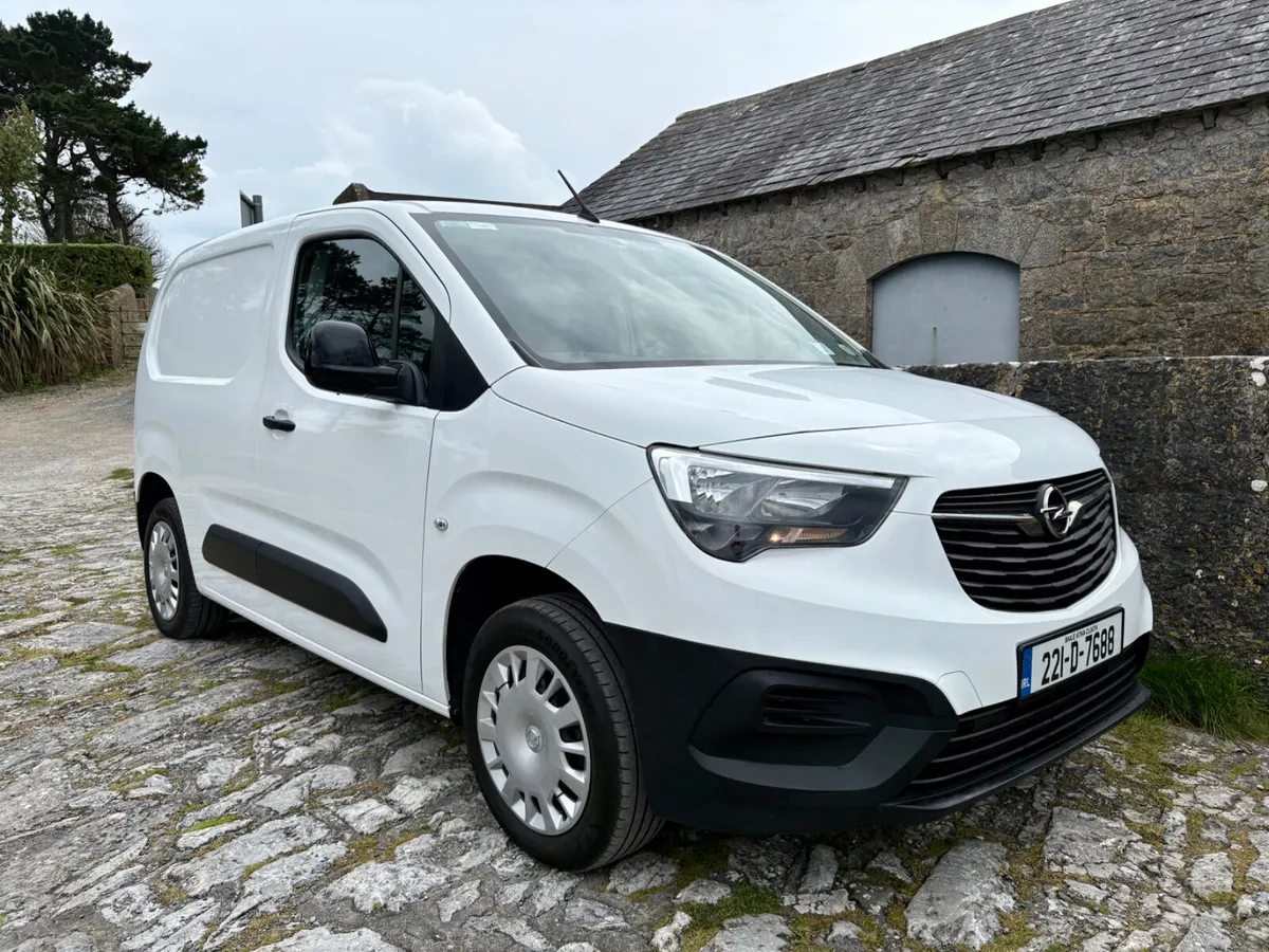 2022 Opel Combo CDTI - Image 2