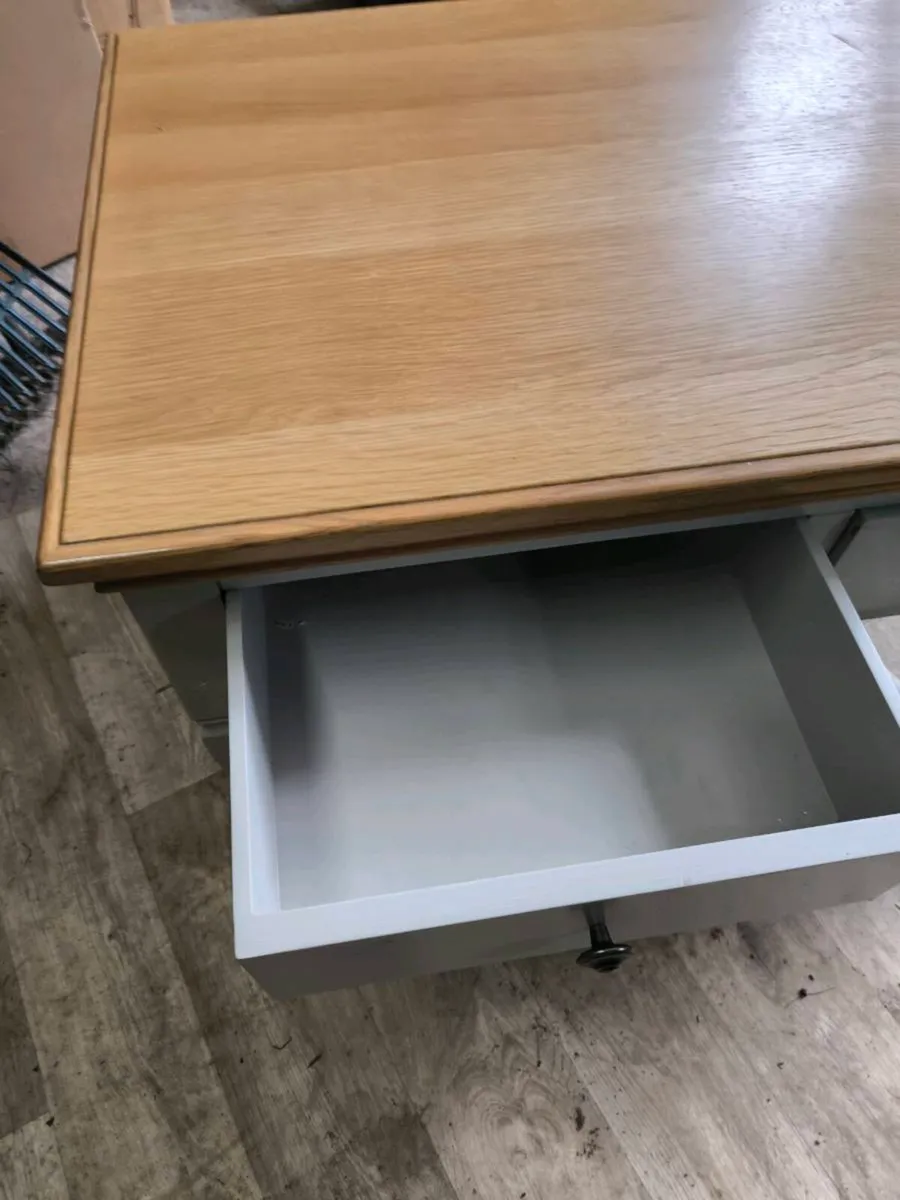 Coffee table - Image 3