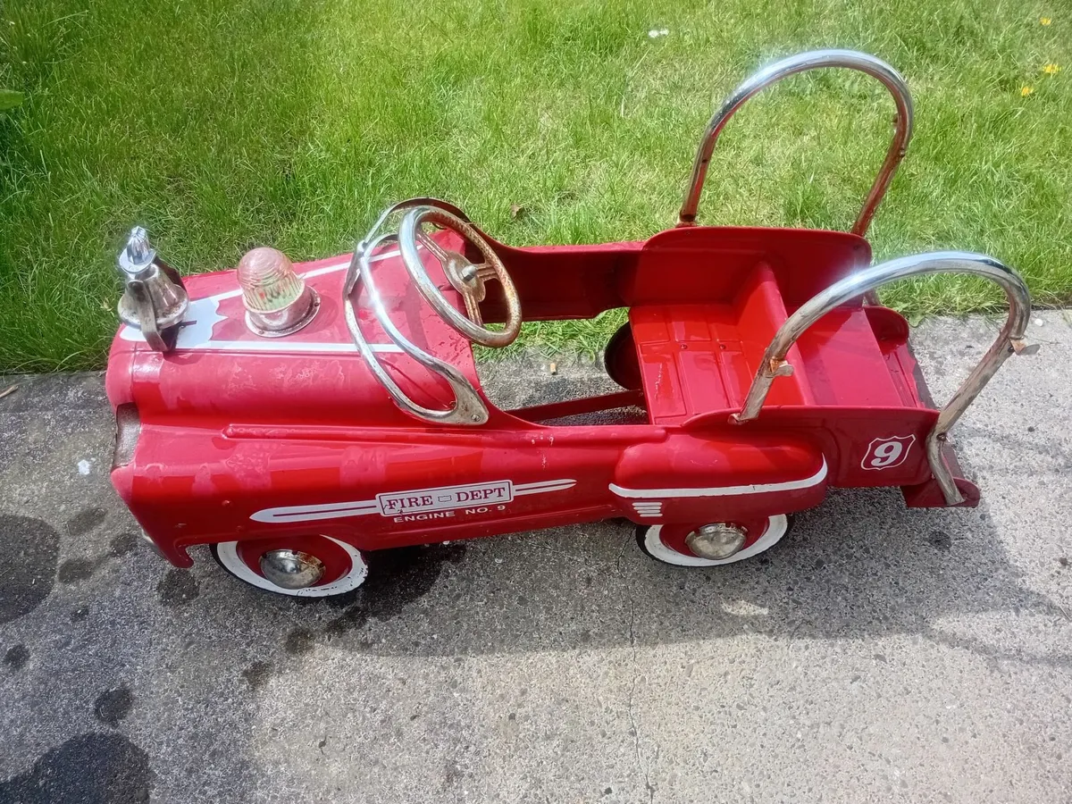 Kids Antique Pedal Fire Engine - Image 1