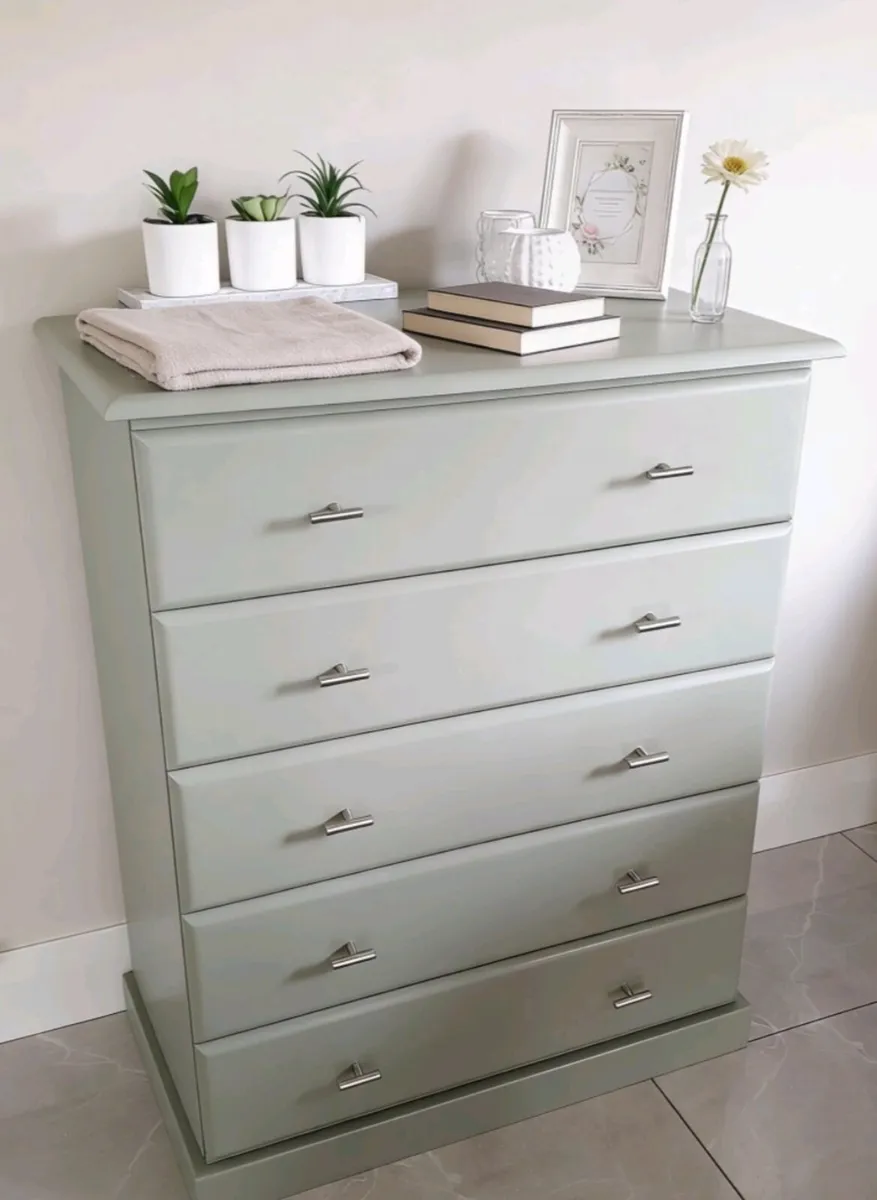 Chest of Drawers - Image 2